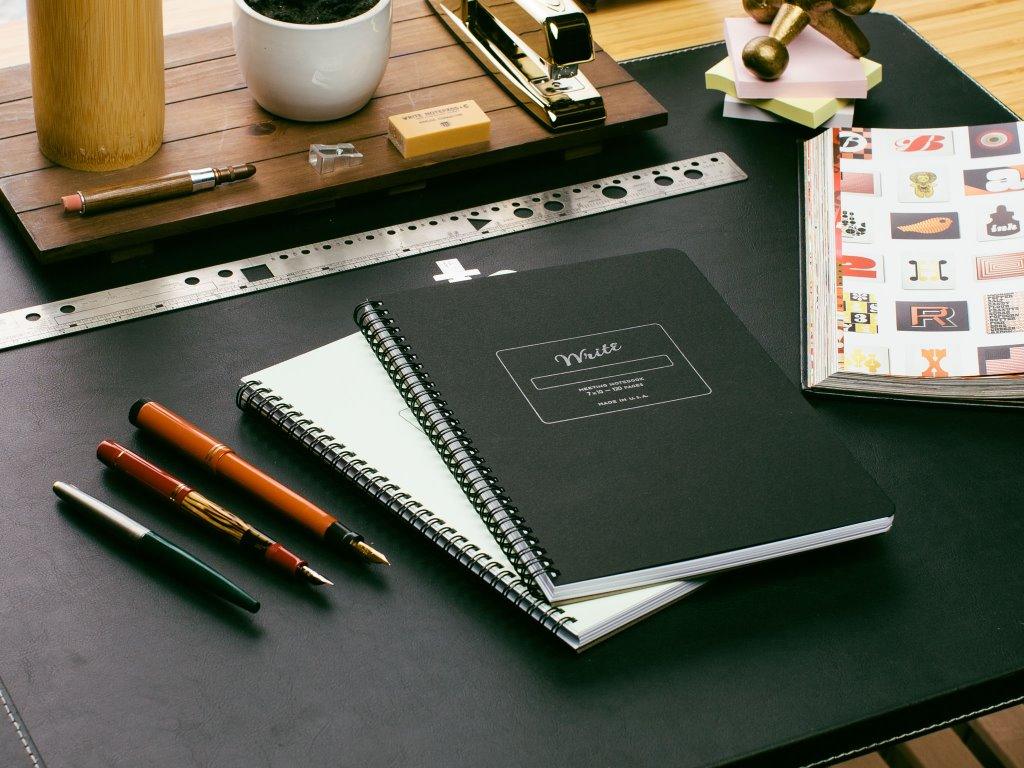 10 Essential Tips for Taking Effective Meeting Notes with a Meeting Notebook