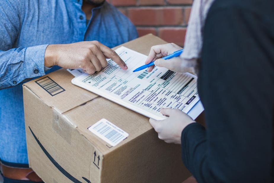 The Holiday Shipping Guide 2018